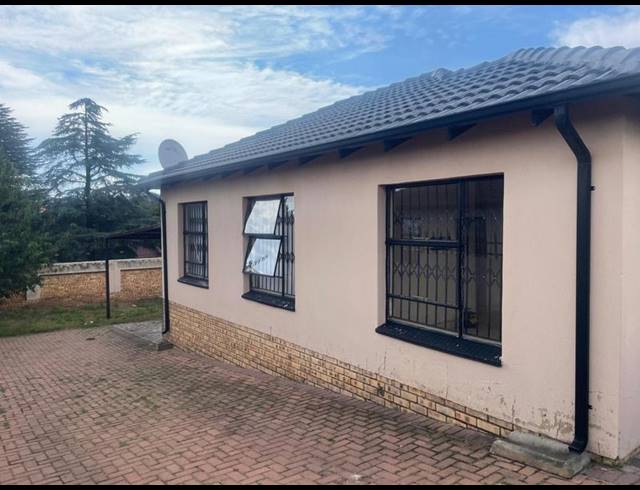 3 BEDROOM HOUSE FOR SALE IN MINDALORE